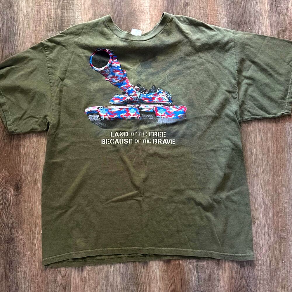 Vtg Y2K 2000s Sz 2XL Military Tank T Shirt Land of the Free USA Graphic Tee Camo